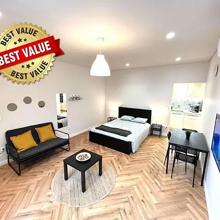 Heart Of The - C Apartment *