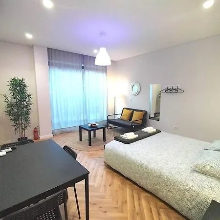 Apartment Heart Of The - C *