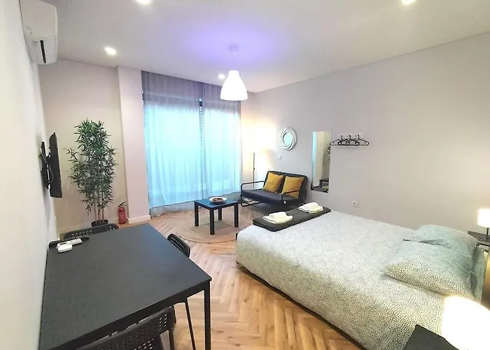 Apartment Heart Of The - C *